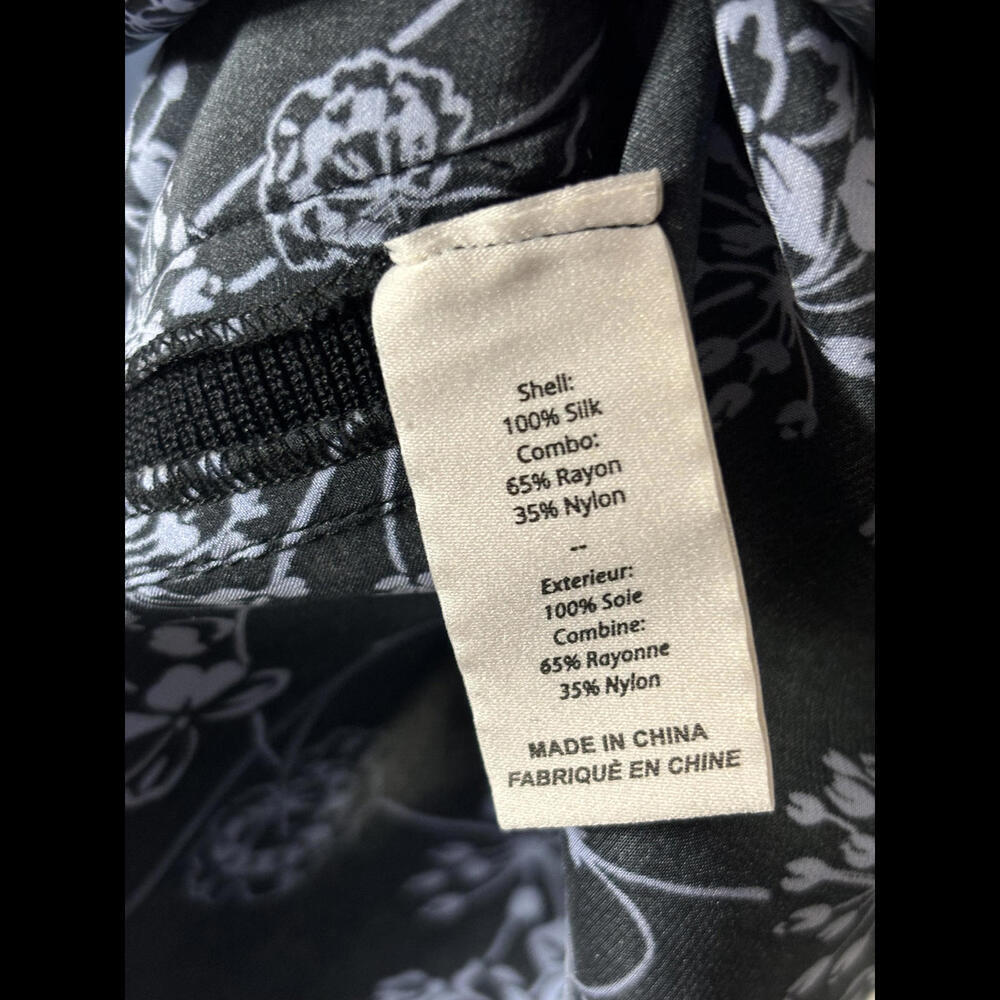 Women's Sz M Black 100% Silk Floral Patterned Top(1609) - Picture 5 of 5